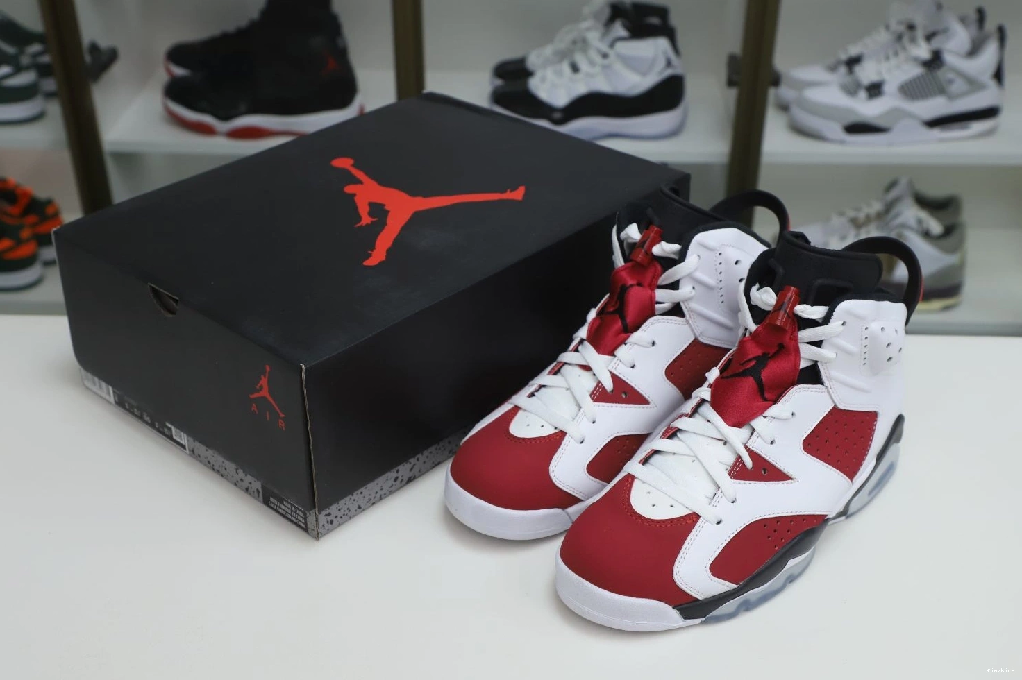 JORDAN 2021 RETRO AIR 'CARMINE' OG 6 0105